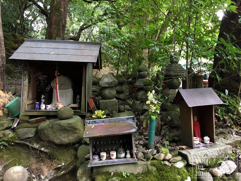 Buddhist altar